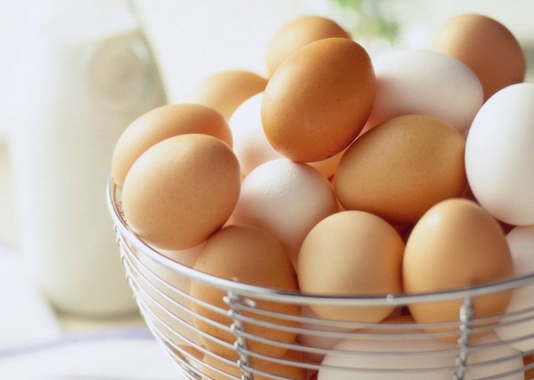 کالری و جدول ارزش غذایی تخم مرغ کالری و جدول ارزش غذایی تخم مرغ