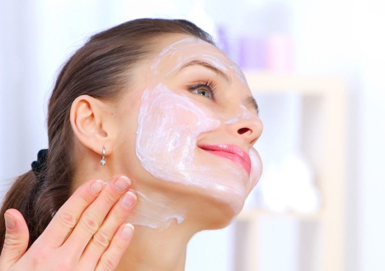 دستور تهیه بهترین پاک کننده های صورت با مواد طبیعی دستور تهیه بهترین پاک کننده های صورت با مواد طبیعی