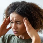 درمان سردرد میگرنی با ۱۱ روش خانگی