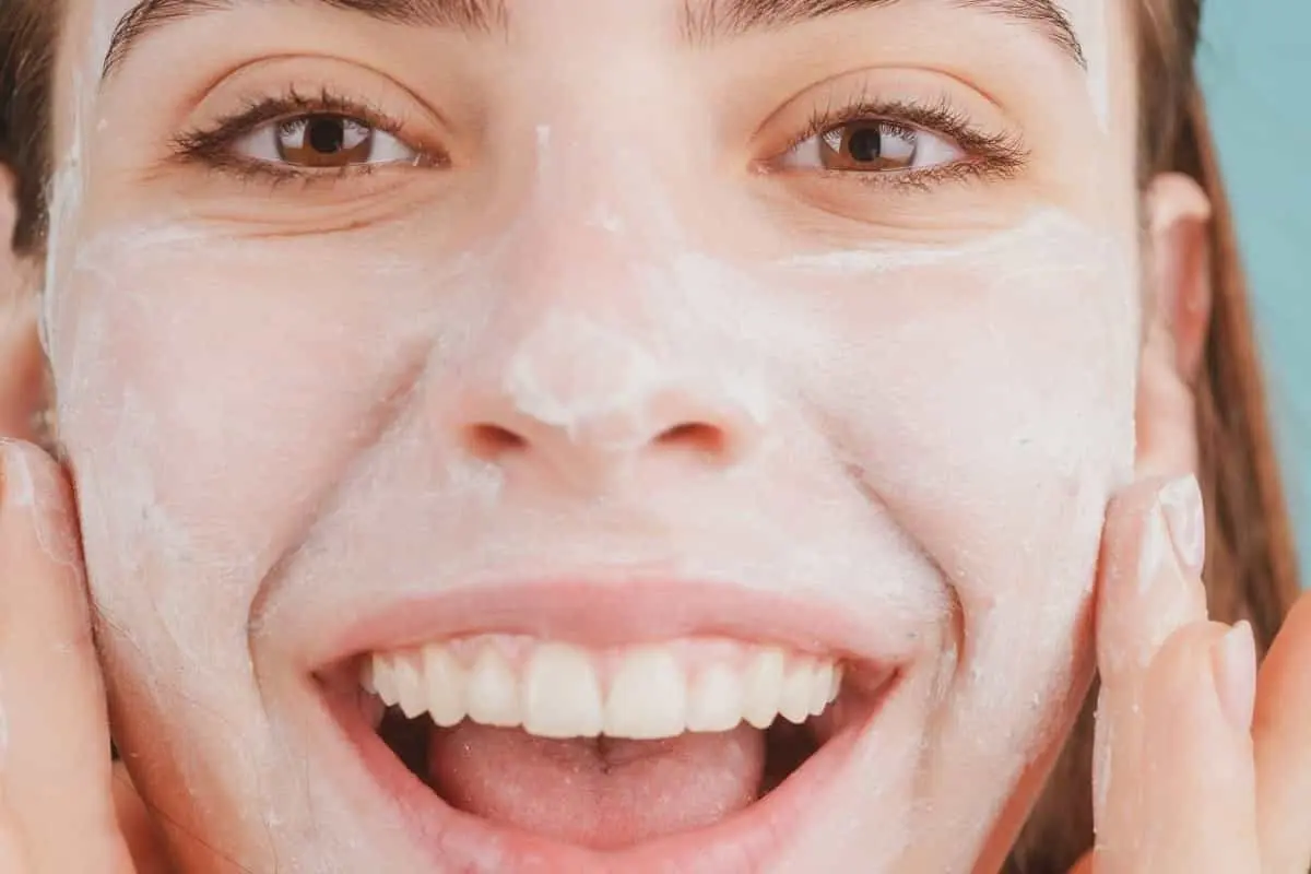 ۲۰ ماسک صورت خانگی با طرز تهیه آسان