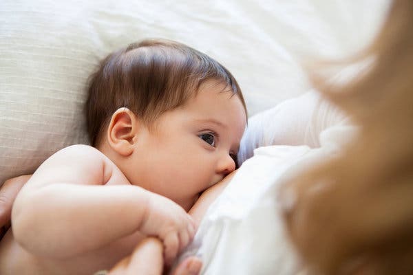 راهنمای کامل تغذیه مادر در دوران شیردهی