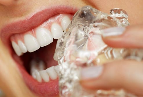 ۱۵ عادت بسیار ساده که دندان های شما را خراب می کنند