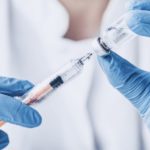 واکسن آنفولانزا برای بزرگسالان و هر آنچه باید درباره آن بدانید