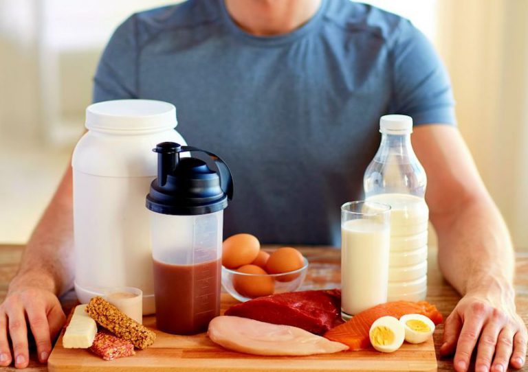 بعد از تمرینات بدنسازی چه بخوریم؟ راهنمای کامل تغذیه بعد از تمرین