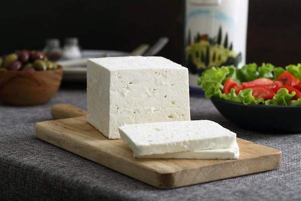 جدول ارزش غذایی پنیر و کالری پنیر