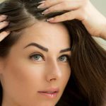 ریزش مو در زنان: ۱۱ علت شایع ریزش مو در زنان