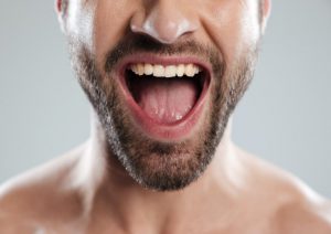 ۲۱ روش برای رفع خشکی دهان