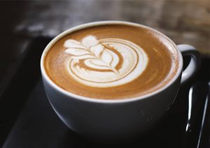 آیا نوشیدن قهوه با معده خالی واقعا ضرر دارد؟