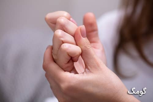 آیا شکستن قولنج انگشتان دست ضرر دارد؟