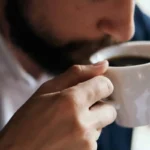 فواید و مضرات قهوه برای زنان و مردان به طور کامل