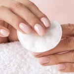 پاک کردن لاک ناخن با ۹ روش ساده؛ با لاک‌پاک‌کن و بدون آن