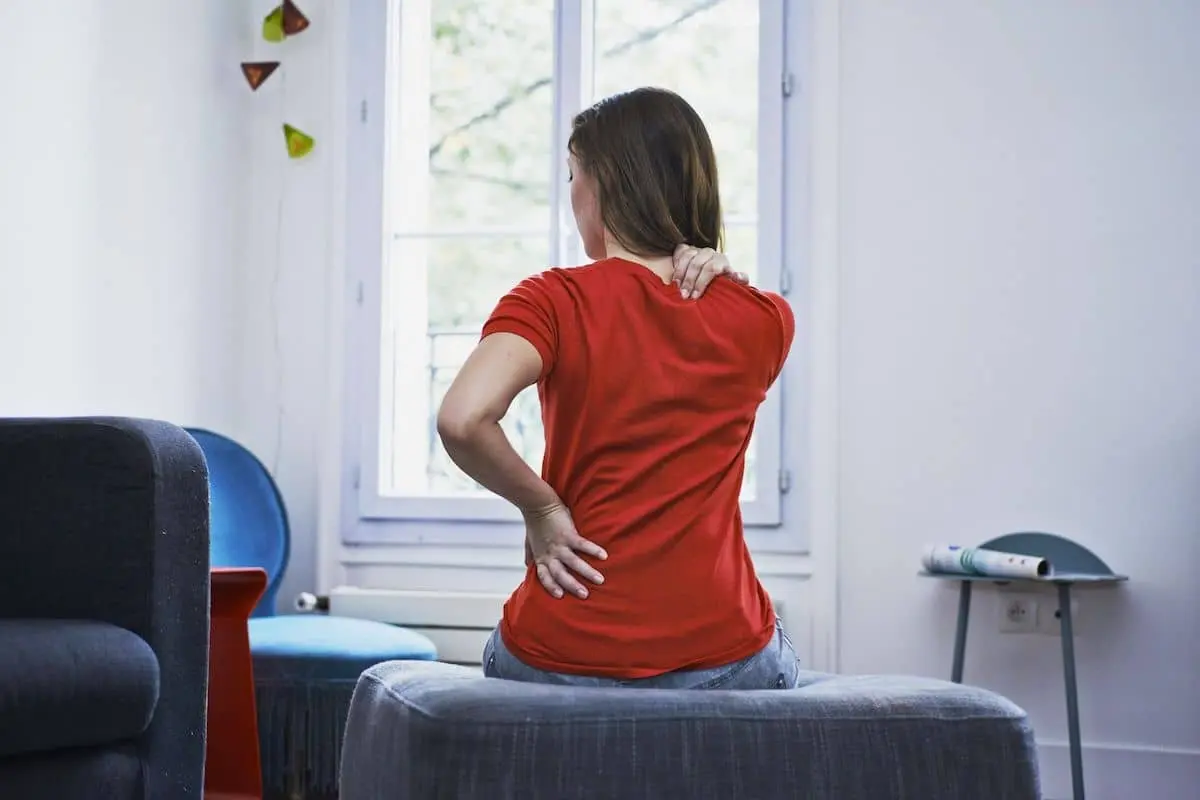 عوارض ضعف عضلات پشتی و روشهای درمانی موثر