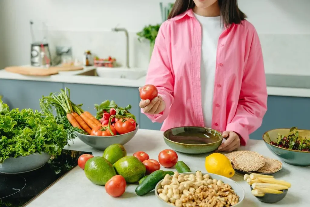 تغذیه ورزشی چیست و چگونه آن را رعایت کنیم؟