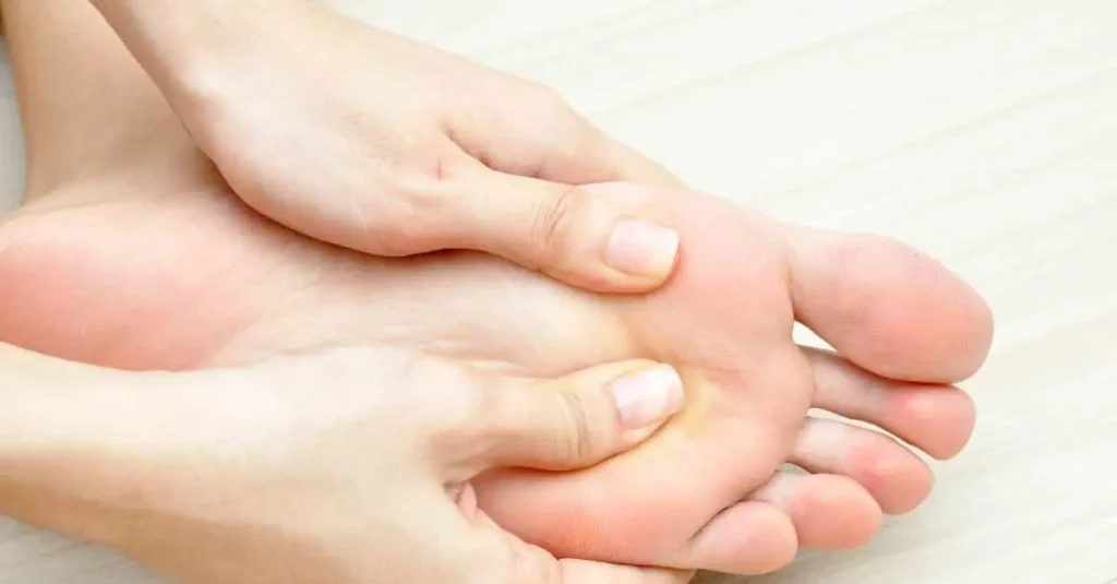 علل میخچه پا چیست ؟