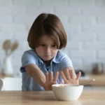 لج کردن کودک