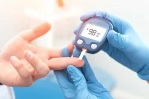 دیابت نوع ۲: چگونه با تغییر سبک زندگی و دارو قند خون را کنترل کنیم؟