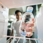 آیا نوشیدن آب در ظروف پلاستیکی باعث سرطان می شود؟