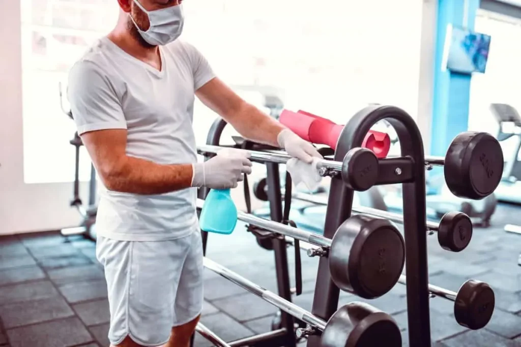 آلودگی باشگاه