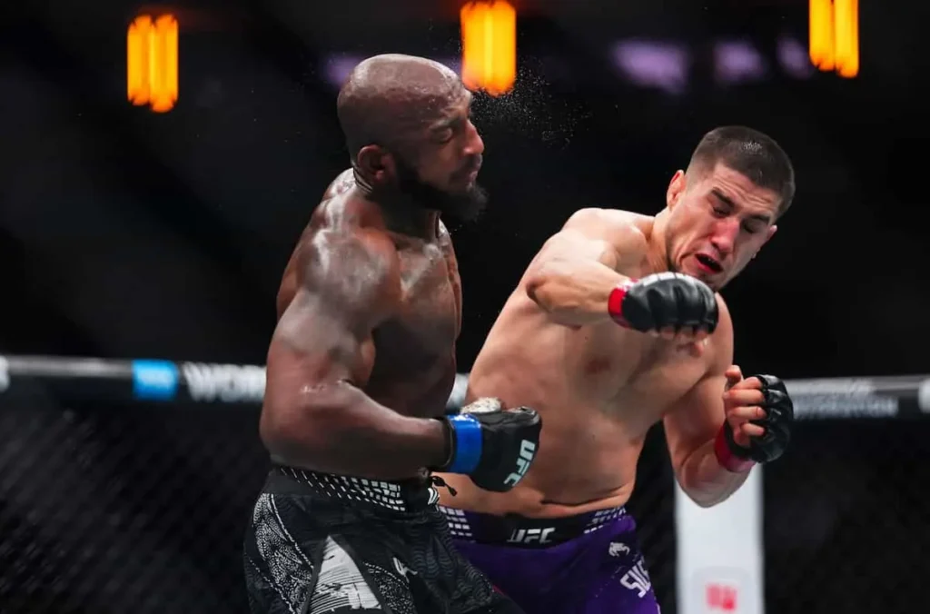 ۱۰ درس مهم از ورزشکاران UFC برای چربیسوزی، افزایش قدرت و آمادگی بدنی