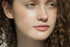 چطور پوستمان را سفید کنیم؟ مثل ماه بدرخشید!