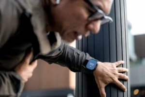 دلایل ایست قلبی؛ تمام عوامل، نشانهها و شرایط خطرناک