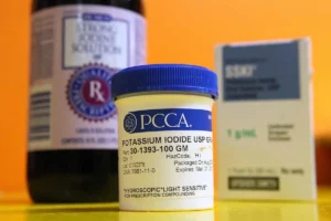 قرص ید چیست و چرا تجویز میشود؟