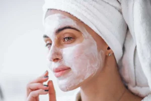 رسیدگی به پوست صورت در منزل در ۱۰ مرحله