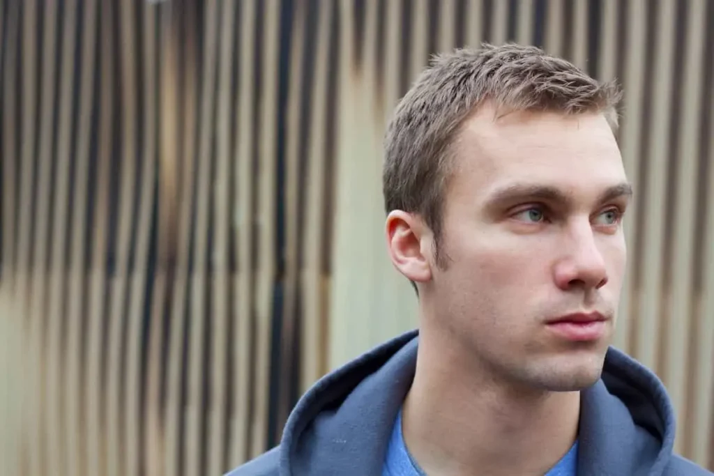 آیا تبدیل موهای کرکی سر به موهای ضخیم امکان‌پذیر است؟