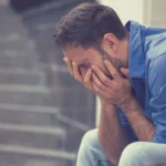 چرا زخم‌های عاطفی ما التیام نمی‌یابند؟ راهنمای بهبود آسیب‌های روحی