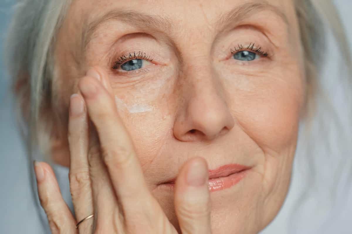 ما به آرامی پیر نمی‌شویم؛ پیری در دو مرحله ناگهانی رخ می‌دهد