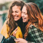 چرا باید از دوستانمان بخواهیم «عملکرد» ما را ارزیابی کنند؟