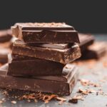 خواص شکلات تلخ؛ بررسی جامع فواید درمانی