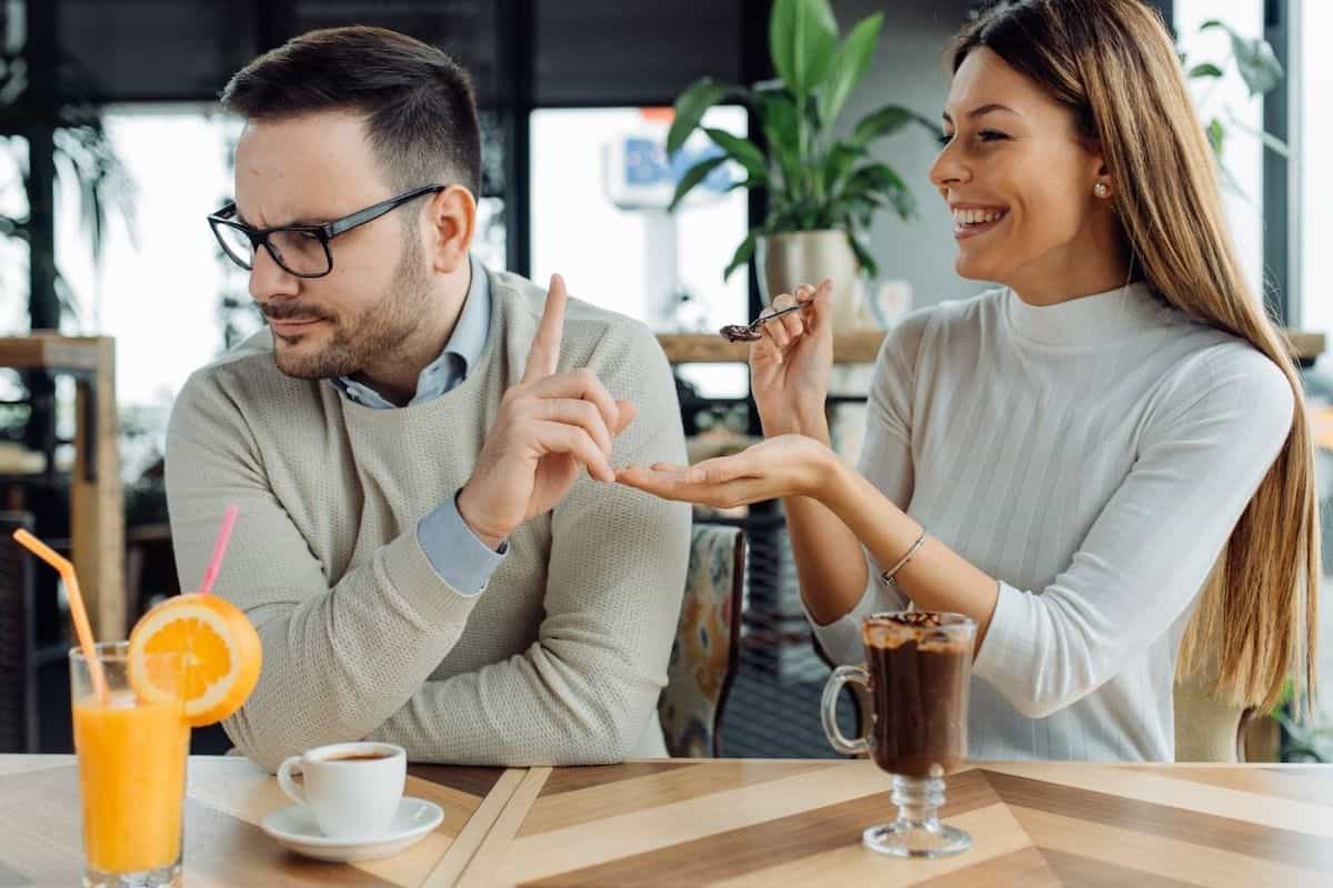 چرا عاشق کسانی می‌شویم که دوستمان ندارند؟