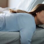 تفاوت علائم یائسگی و بارداری؛ آن‌ها را با هم اشتباه نگیرید