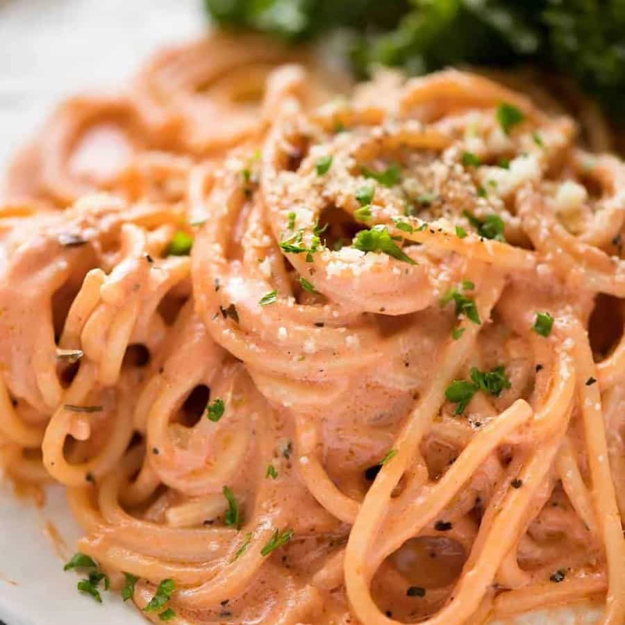 غذای چرب به عنوان علت گلودرد