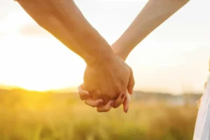 فیلوفوبیا چیست؟ وقتی عشق ترسناک می‌شود